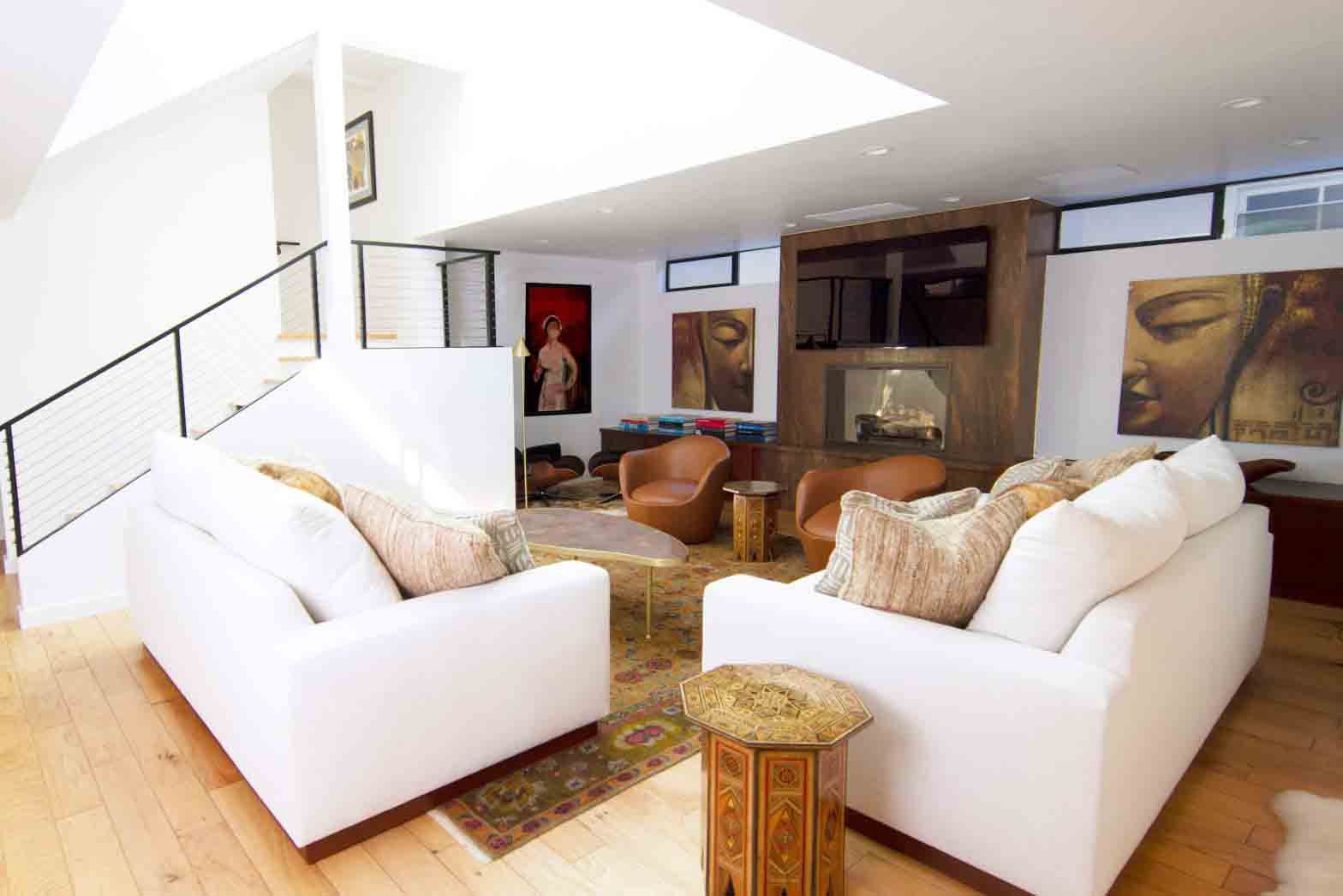 Mid Century Modern Meets Modern Art and Design